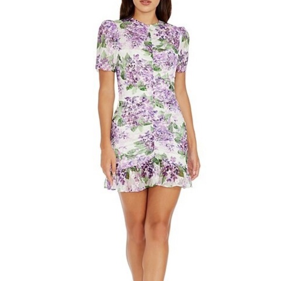 Dress the Population Dresses & Skirts - CHANDLER SHORT-SLEEVE LACE MINI DRESS IN PURPLE FLORAL